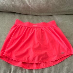 ALO Yoga Women's Hot Pink Skirt